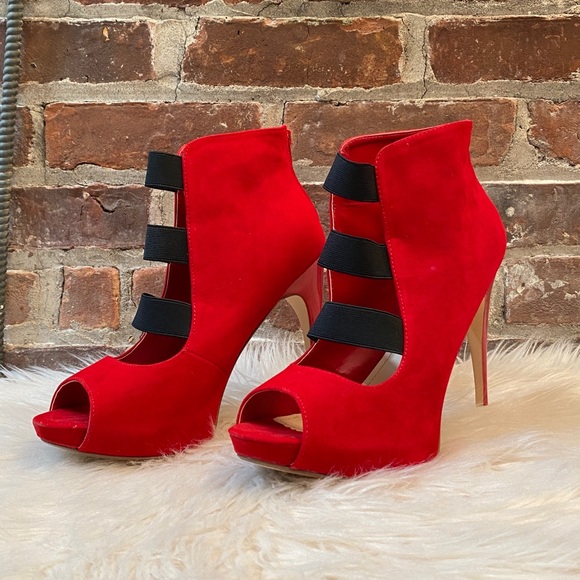 Dollhouse Spyglass Red Open Toe Heels, Size 11 - Picture 6 of 16